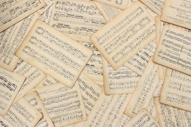 Partitions de variété française : des classiques aux artistes d'aujourd'hui